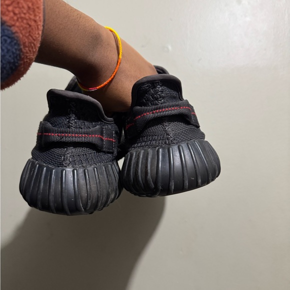 yeezy v2 - Picture 3 of 5